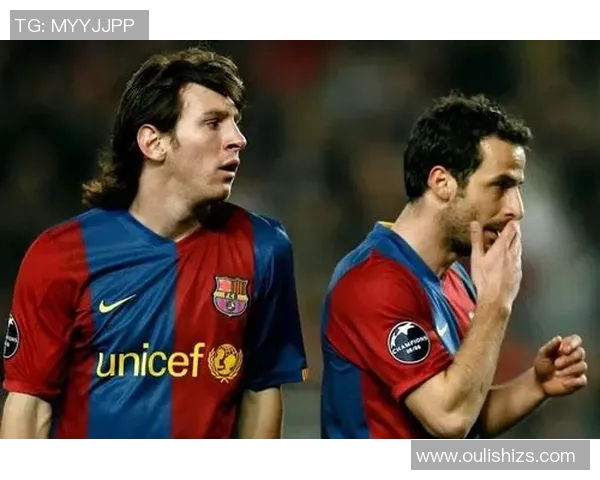 足球明星大贴画图片欣赏与收藏指南让你领略球场英雄的风采与魅力 足球明星大贴画图片欣赏与收藏指南让你领略球场英雄的风采与魅力