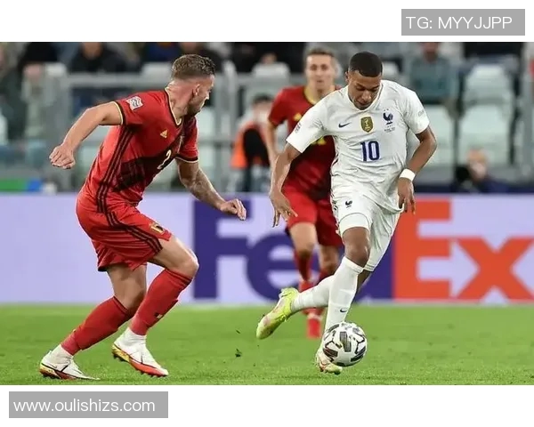 2016欧洲杯小组赛精彩回顾与各队表现分析